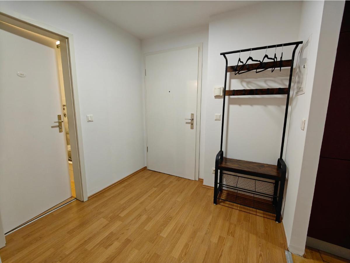 2Br Apartment, Parking, Wi-Fi, Tv In Berlin Karow Extérieur photo