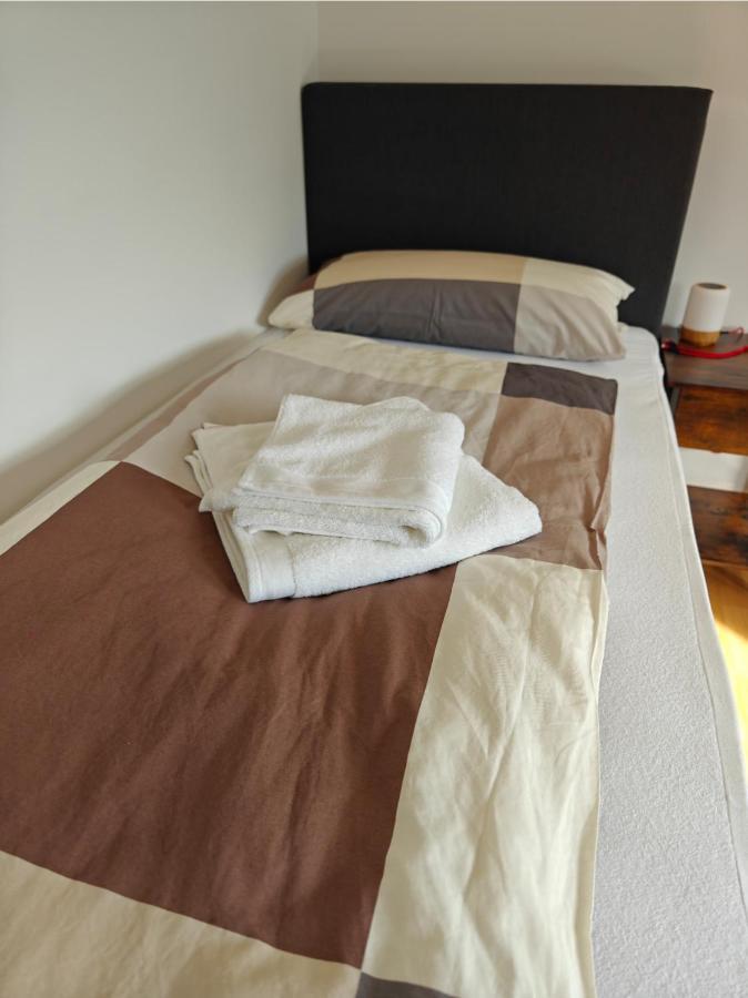 2Br Apartment, Parking, Wi-Fi, Tv In Berlin Karow Extérieur photo